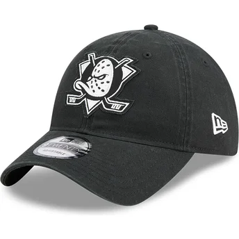 Schwarze verstellbare 9TWENTY Curved Cap Stamp der Anaheim Ducks NHL von New Era