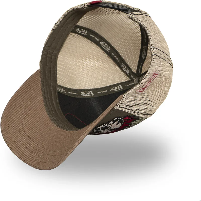 sapkak-ivelt-barna-snapback-patches12-von-dutch