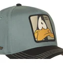 grune-und-schwarze-snapback-cap-mit-gebogenem-schirm-daffy-duck-loo12-daf2-looney-tunes-von-capslab