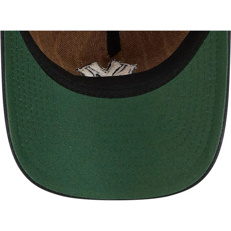 brun-och-marinbla-bojd-keps-justerbar-9twenty-a-frame-wool-pinstripe-fran-new-york-yankees-mlb-av-new-era