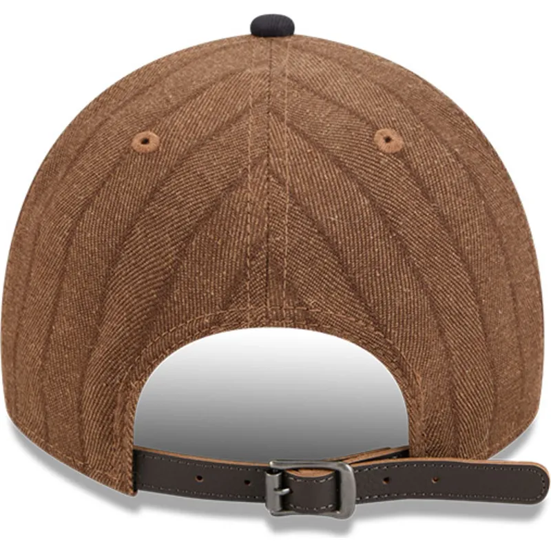 brun-och-marinbla-bojd-justerbar-keps-9twenty-a-frame-wool-pinstripe-fran-boston-red-sox-mlb-av-new-era