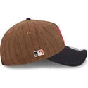 brun-och-marinbla-bojd-justerbar-keps-9twenty-a-frame-wool-pinstripe-fran-boston-red-sox-mlb-av-new-era