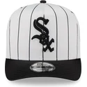 gorra-curva-blanca-y-negra-snapback-9fifty-a-frame-satin-pinstripe-de-chicago-white-sox-mlb-de-new-era