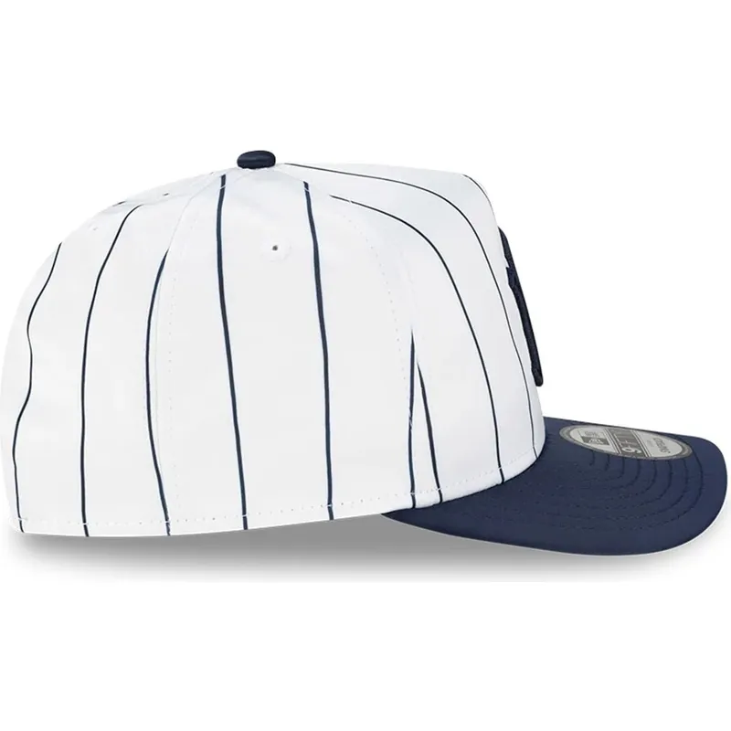 sapkak-ivelt-feher-snapback-9fifty-a-frame-satin-pinstripe-new-york-yankees-mlb-new-era