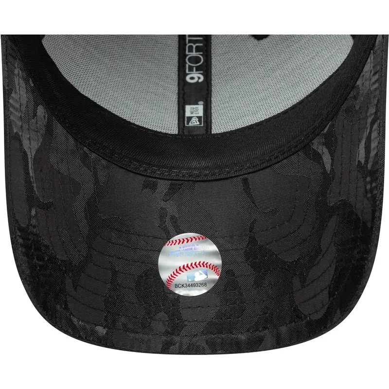 sapkak-ivelt-terepmintas-allithato-9forty-flawless-pin-new-york-yankees-mlb-new-era sapkak-ivelt-terepmintas-allithato-9forty-flawless-pin-new-york-yankees-mlb-new-era