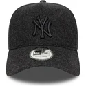 gorra-curva-negra-snapback-con-logo-negro-9forty-e-frame-melton-de-new-york-yankees-mlb-de-new-era