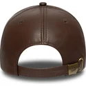 braune-verstellbare-curved-cap-9forty-e-frame-img-leather-der-new-york-yankees-mlb-von-new-era