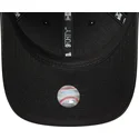 new-era-new-york-yankees-mlb-9forty-m-crown-pu-snapback-cap-mit-gebogenem-schirm-und-schwarzem-logo-in-schwarz