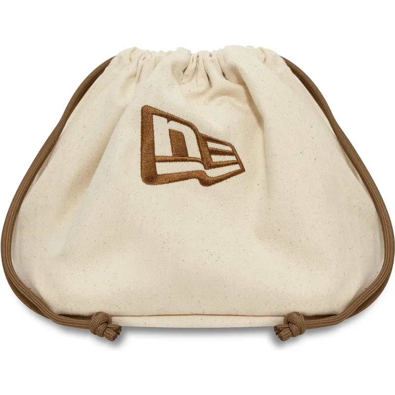 schwarze-verstellbare-curved-cap-9forty-m-crown-img-leather-der-new-york-yankees-mlb-von-new-era