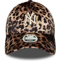 sapkak-ivelt-leopardmintas-allithato-9forty-leo-velour-new-york-yankees-mlb-new-era