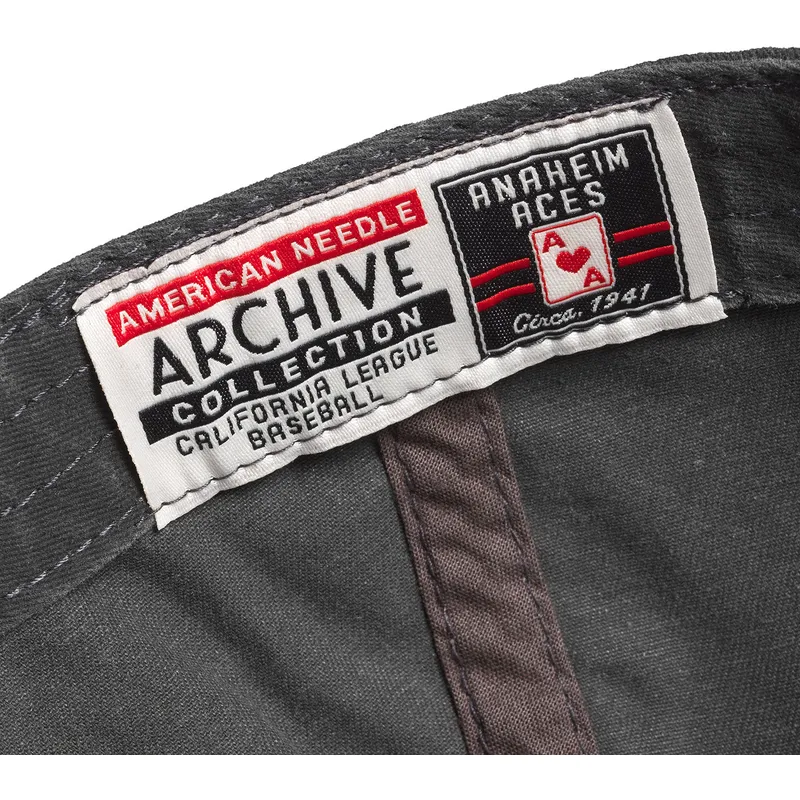 verstellbare-marineblaue-und-rote-curved-cap-anaheim-aces-archive-von-american-needle