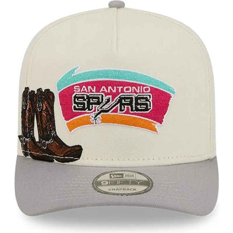 beige-und-graue-gebogene-snapback-kappe-9fifty-a-frame-precurved-hardwood-classics-der-san-antonio-spurs-nba-von-new-era