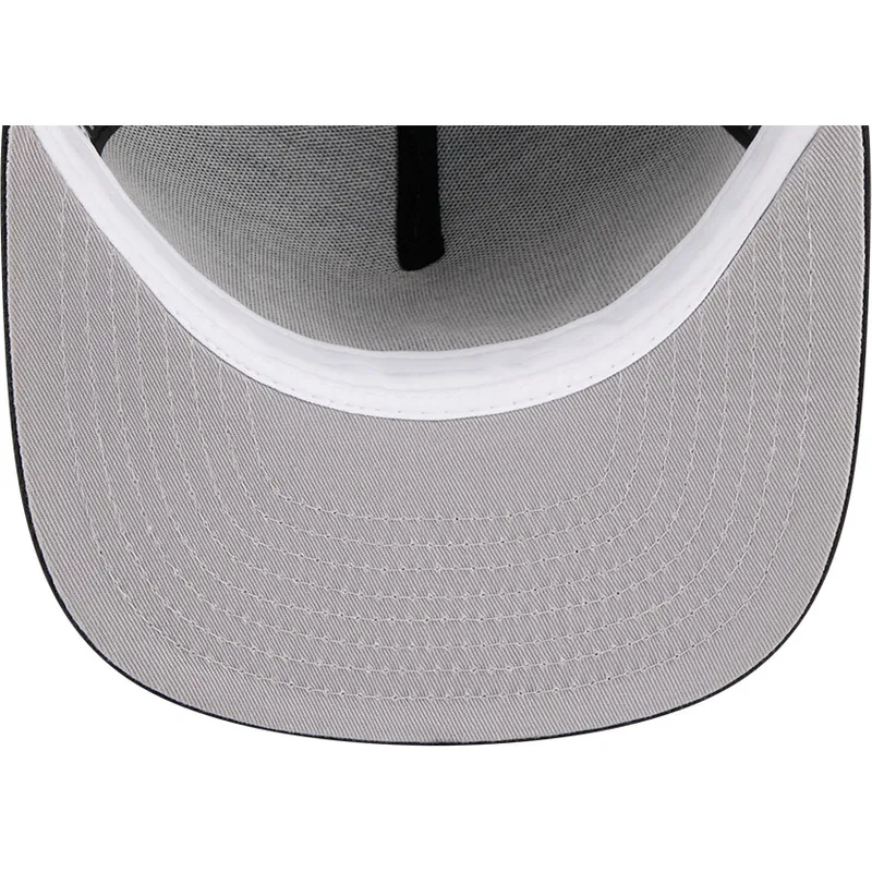 schwarze-flache-snapback-kappe-9fifty-a-frame-hardwood-classics-der-vancouver-grizzlies-nba-von-new-era