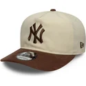 bojd-beige-och-brun-justerbar-keps-9fifty-a-frame-suede-visor-new-york-yankees-mlb-fran-new-era