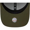 gorra-curva-verde-ajustable-9forty-recycled-midi-de-los-angeles-dodgers-mlb-de-new-era