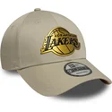 cap-ivelt-bezhov-snapbek-9forty-metallic-los-angeles-lakers-nba-new-era