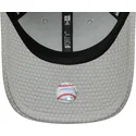 gra-kurvad-snapback-keps-med-gra-logotyp-9forty-mesh-flawless-fran-new-york-yankees-mlb-av-new-era