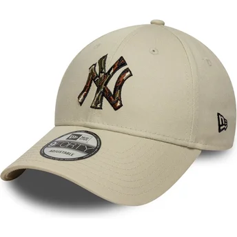 Cap ívelt бежов регулируема лента 9FORTY Camo Infill New York Yankees MLB New Era
