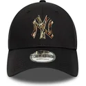 cap-ivelt-cheren-reguliruema-lenta-9forty-camo-infill-new-york-yankees-mlb-new-era