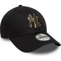 schwarze-verstellbare-curved-cap-9forty-camo-infill-der-new-york-yankees-mlb-von-new-era
