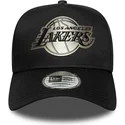 schwarze-gebogene-snapback-kappe-9forty-e-frame-metallic-der-los-angeles-lakers-nba-von-new-era