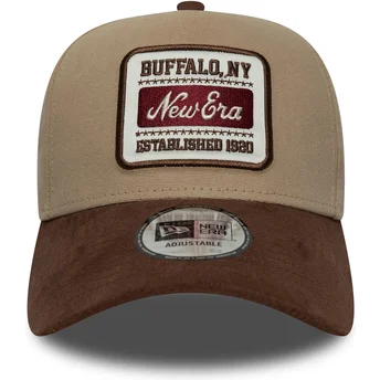 Sapkák ívelt barna állítható pánt 9FORTY E Frame Patch Suede New Era