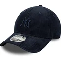marinbla-bojd-justerbar-keps-med-marinblatt-logotyp-9forty-m-crown-cord-fran-new-york-yankees-mlb-av-new-era