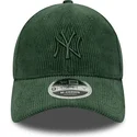 grune-verstellbare-curved-cap-mit-grunem-logo-9forty-m-crown-cord-der-new-york-yankees-mlb-von-new-era