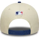 beige-und-blaue-gebogene-snapback-kappe-9forty-m-crown-der-los-angeles-dodgers-mlb-von-new-era