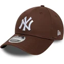 brun-kurvad-keps-snapback-9forty-m-crown-fran-new-york-yankees-mlb-av-new-era