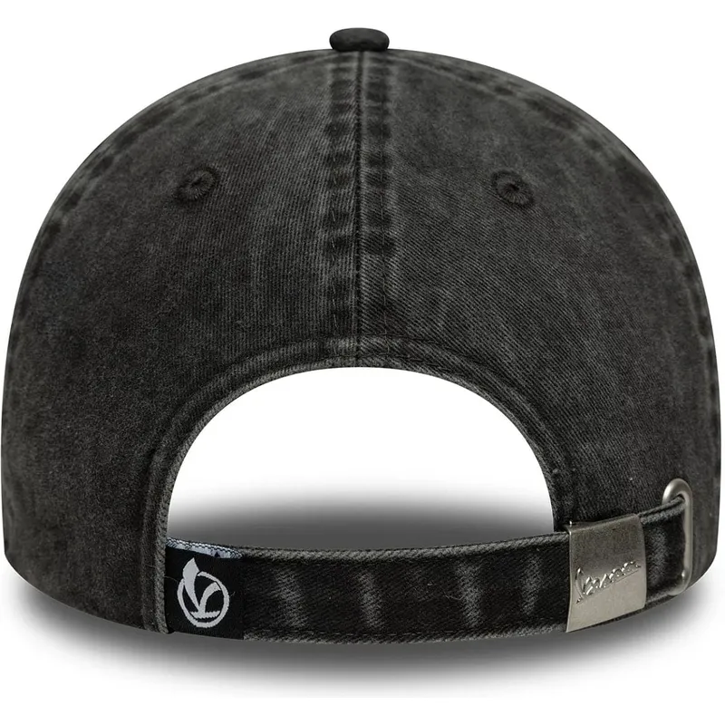 schwarze-verstellbare-curved-cap-9twenty-washed-von-vespa-piaggio-von-new-era