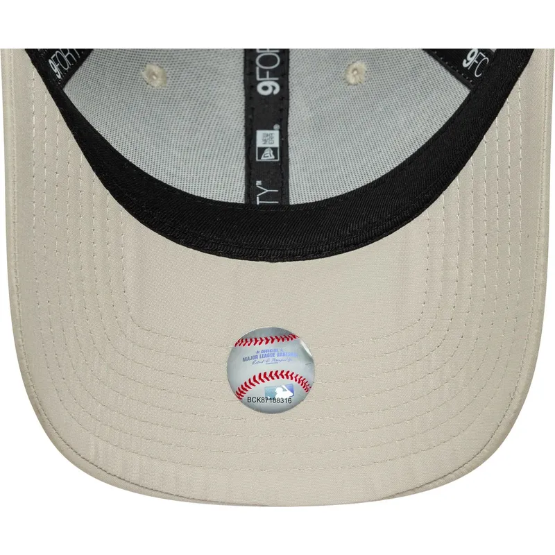 sapkak-ivelt-bezs-allithato-dorado-9forty-flawless-new-york-yankees-mlb-new-era
