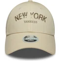bojd-beige-justerbar-keps-for-dam-9forty-sequin-wordmark-fran-new-york-yankees-mlb-av-new-era