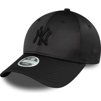 Cap ívelt черен снапбек 9FORTY Satin New York Yankees MLB New Era