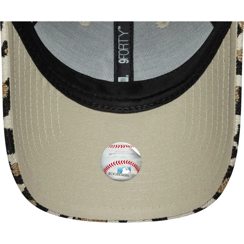 bojd-keps-leopard-justerbar-for-dam-9forty-midi-new-york-yankees-mlb-new-era