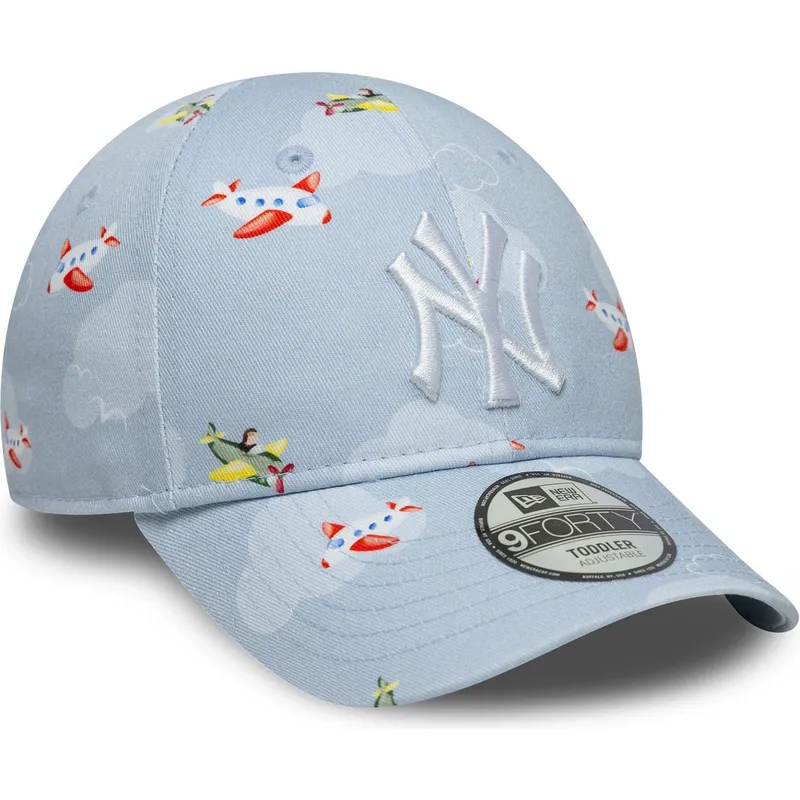 hellblaue-gebogene-verstellbare-kappe-fur-kleinkinder-9forty-plane-all-over-print-der-new-york-yankees-mlb-von-new-era