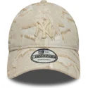 cap-ivelt-bezhov-reguliruema-lenta-9twenty-img-floral-new-york-yankees-mlb-new-era