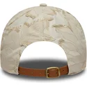 gorra-curva-beige-ajustable-con-logo-beige-9twenty-img-floral-de-new-york-yankees-mlb-de-new-era