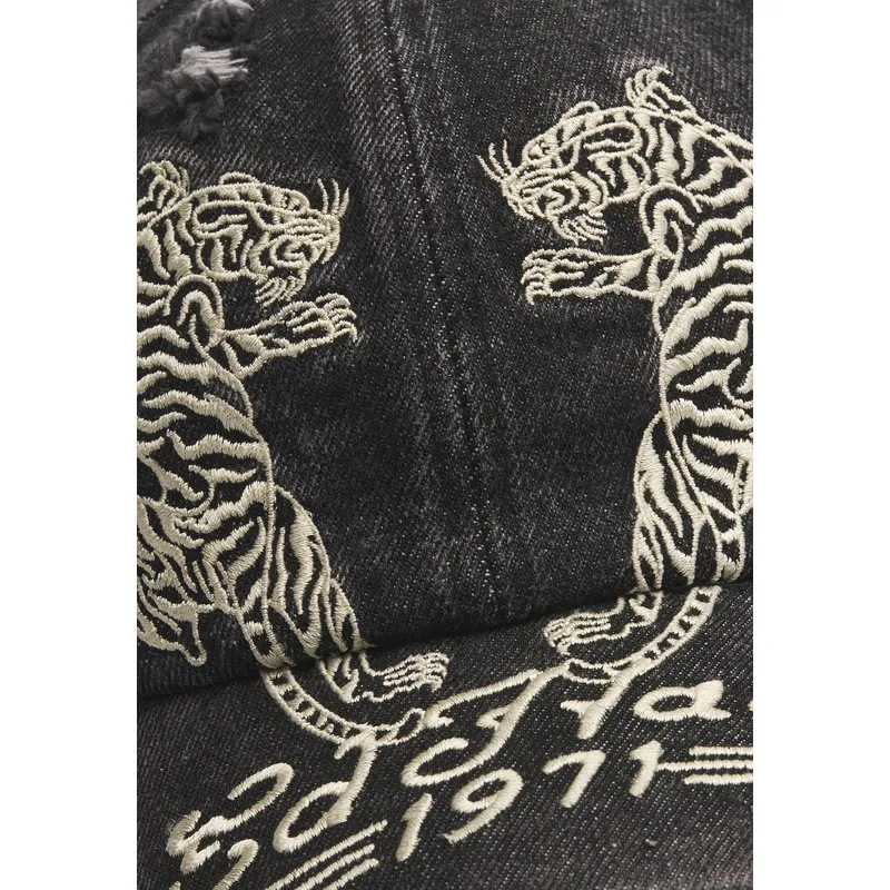 sapkak-ivelt-fekete-allithato-desert-tiger-ed-hardy