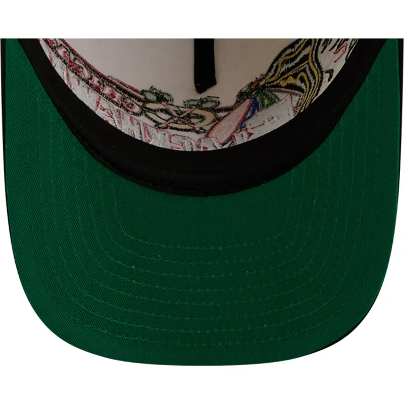 gorra-curva-beige-y-negra-snapback-9fifty-a-frame-classic-de-chicago-blackhawks-nhl-de-new-era