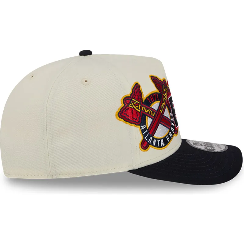 cap-ivelt-bezhov-snapbek-9fifty-a-frame-classic-atlanta-braves-mlb-new-era