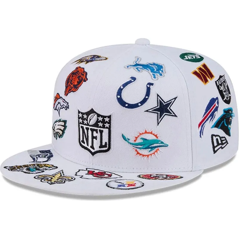 weisse-enganliegende-59fifty-all-over-nfl-flat-cap-von-new-era