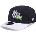 cap-ivelt-tmnosin-snapbek-9seventy-stretch-snap-flower-new-york-yankees-mlb-new-era