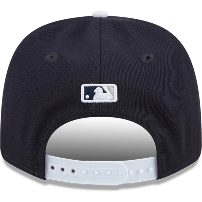 sapkak-ivelt-sotetkek-snapback-9seventy-stretch-snap-flower-new-york-yankees-mlb-new-era