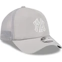 graue-trucker-kappe-mit-grauem-logo-9forty-apex-batting-practice-der-new-york-yankees-mlb-von-new-era