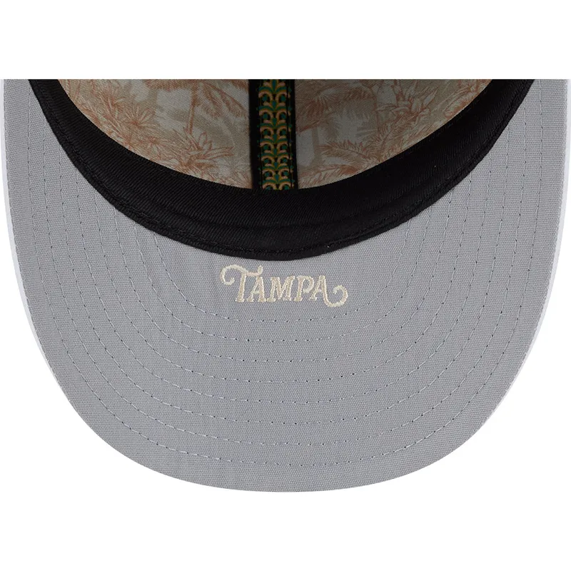 marineblaue-und-weisse-gebogene-angepasste-59fifty-spring-training-kappe-der-new-york-yankees-mlb-von-new-era