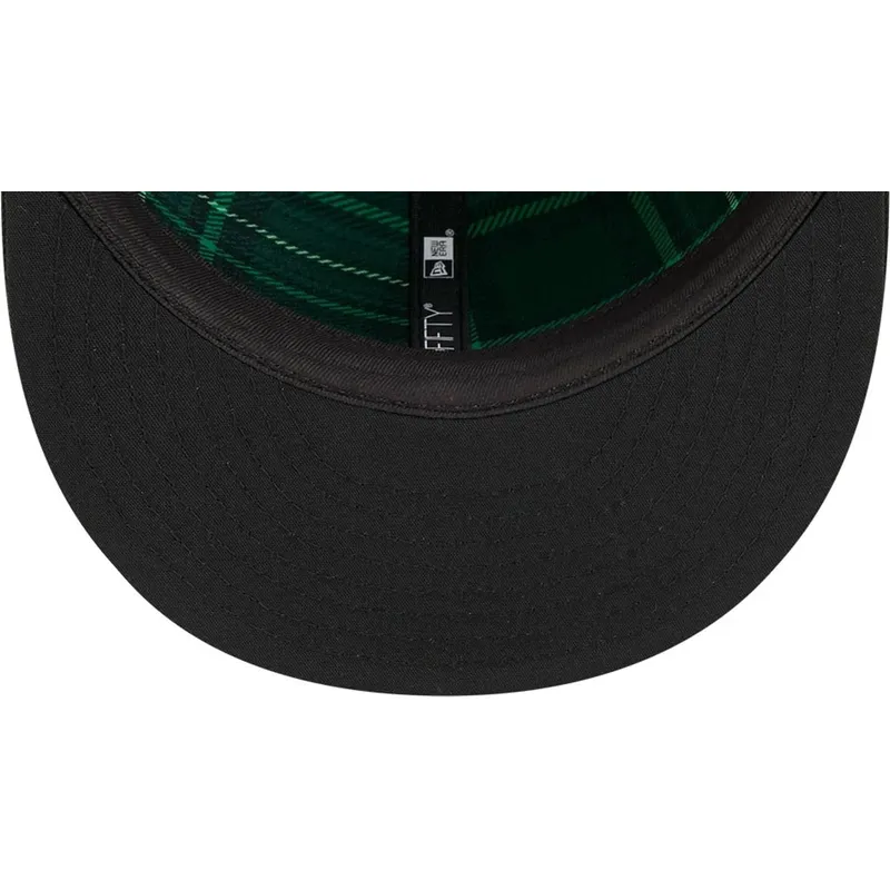 svart-platt-keps-justerad-59fifty-saint-patrick-s-day-fran-new-york-yankees-mlb-av-new-era