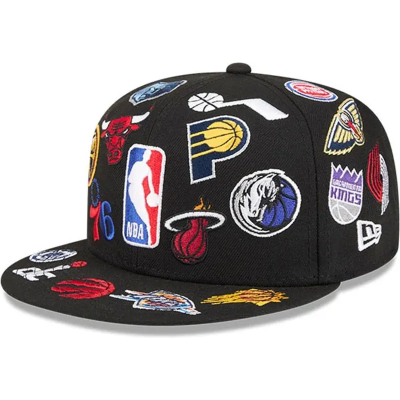 sapkak-lapos-fekete-illesztett-59fifty-all-over-nba-new-era sapkak-lapos-fekete-illesztett-59fifty-all-over-nba-new-era
