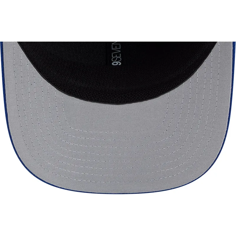 sapkak-ivelt-kek-snapback-9seventy-stretch-snap-italy-2026-world-baseball-classic-world-baseball-classic-new-era