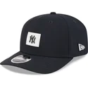 gorra-curva-azul-marino-snapback-9seventy-stretch-snap-clubhouse-de-new-york-yankees-mlb-de-new-era
